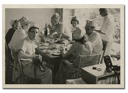 Christmas meal of expatriates, 1953